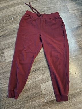Mandala Medium Petite Women's Burgundy/Wine Scrub Pant Joggers